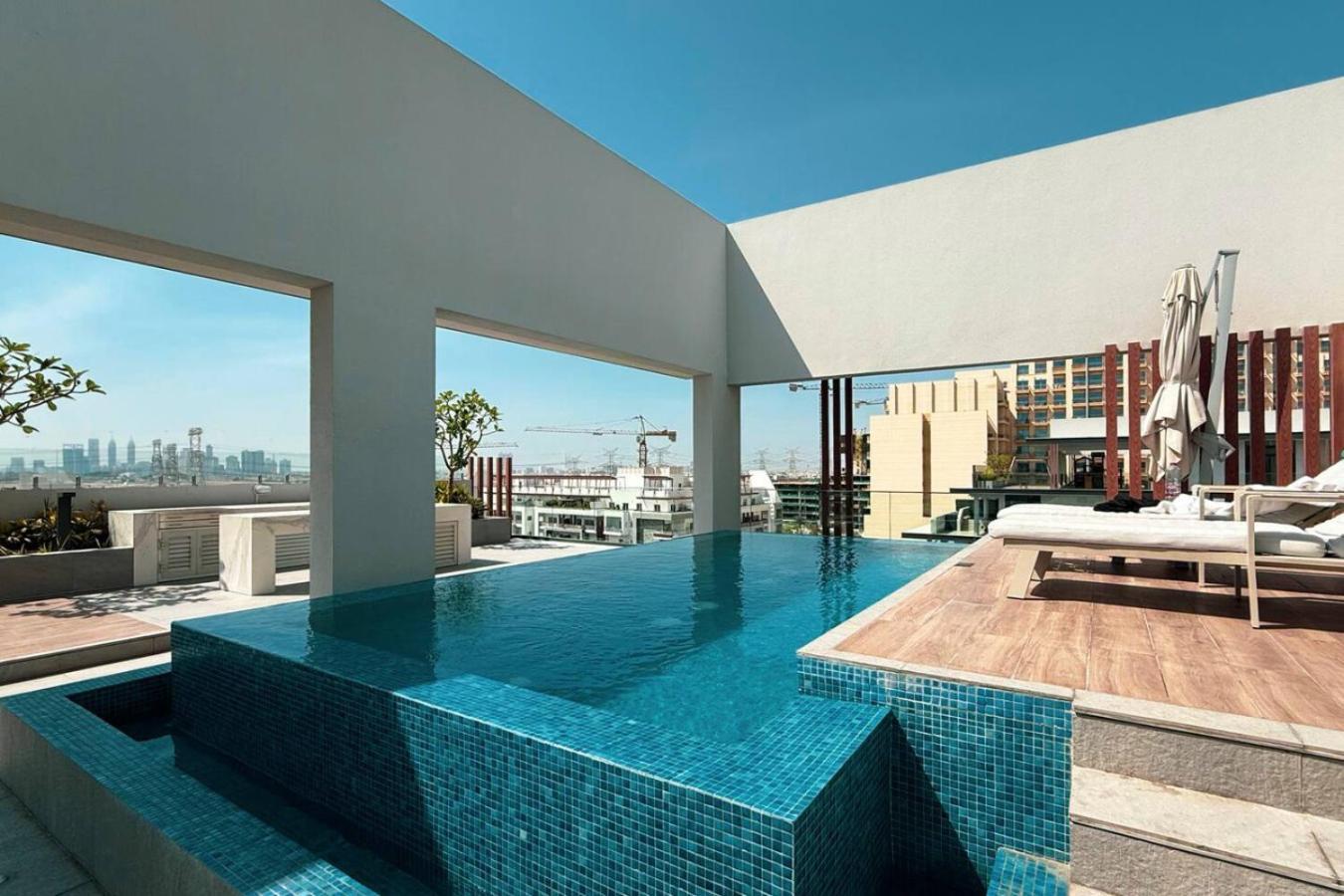 Chic In Jvc And Overlooking Pool * Dubai