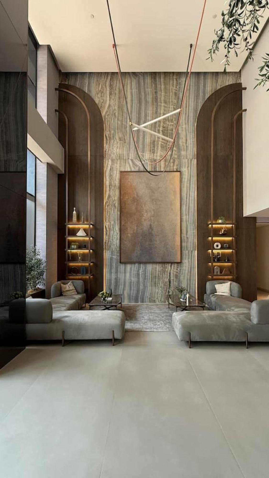 Chic In Jvc And Overlooking Pool Apartment